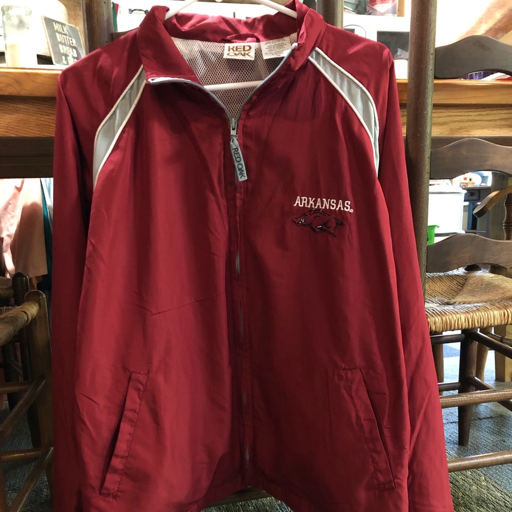 Red Oak Sportswear jacket/windbreaker. Arkansas Razorbacks. Medium.